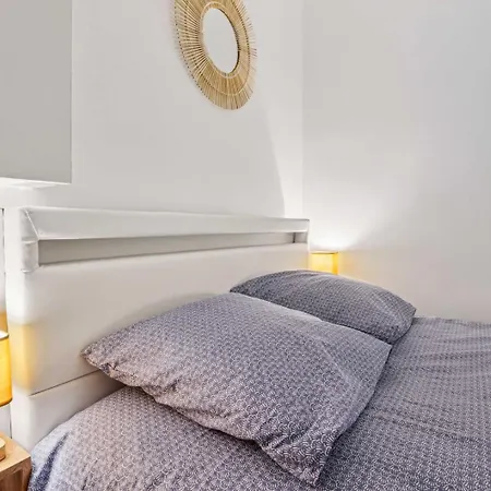 Le Petit Cocon Du 17eme Apartment